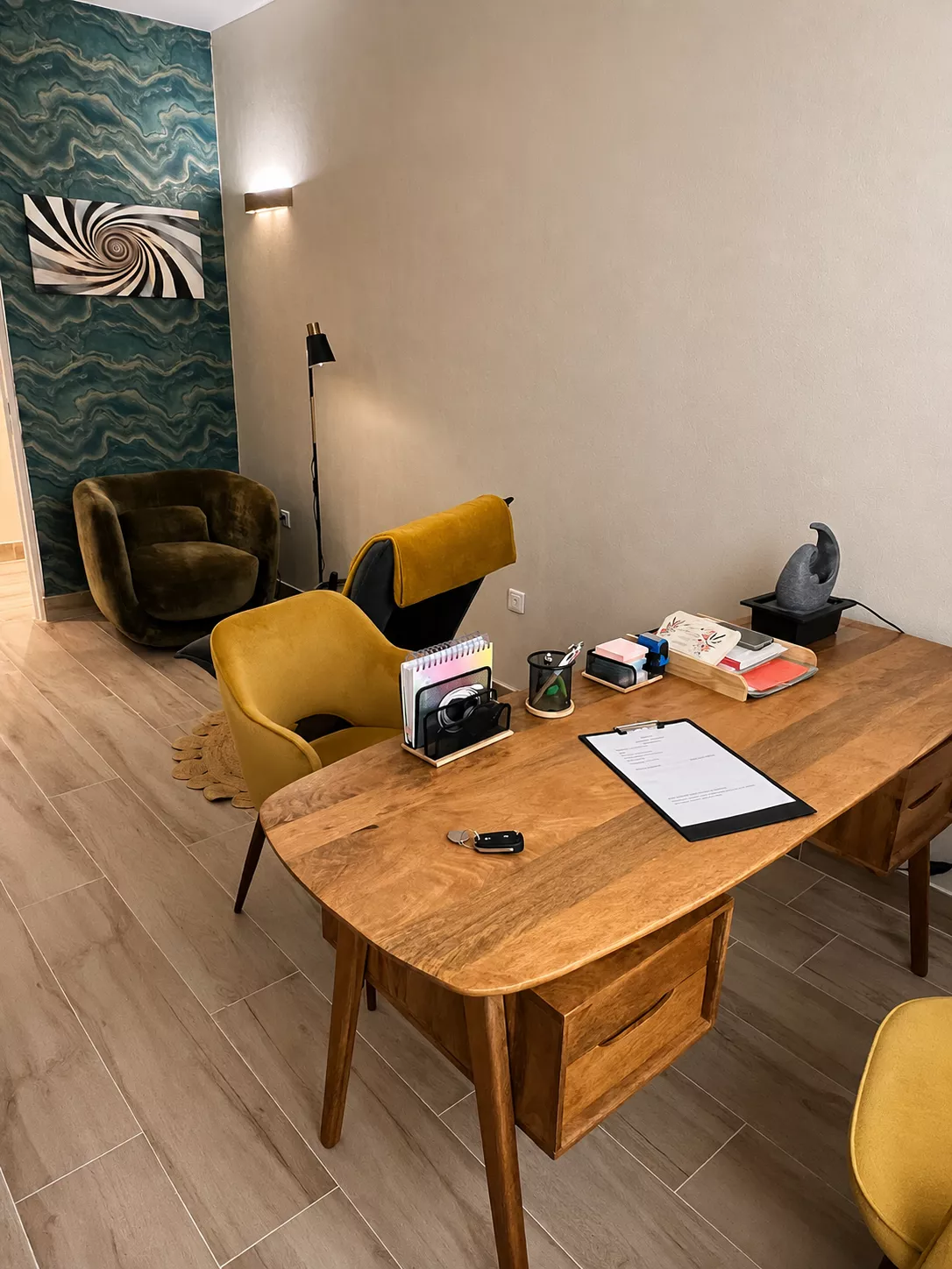 Espace d’accueil et de consultation du cabinet Julie Hypnose à Neuilly-Plaisance